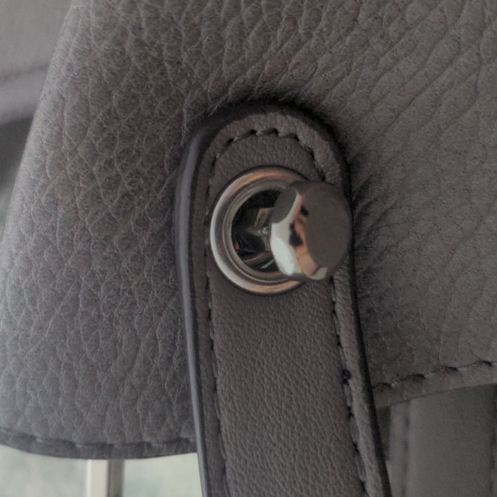 Sondra Roberts Squared Gray Silver Hand Shoulder Bag - Picture 6 of 11